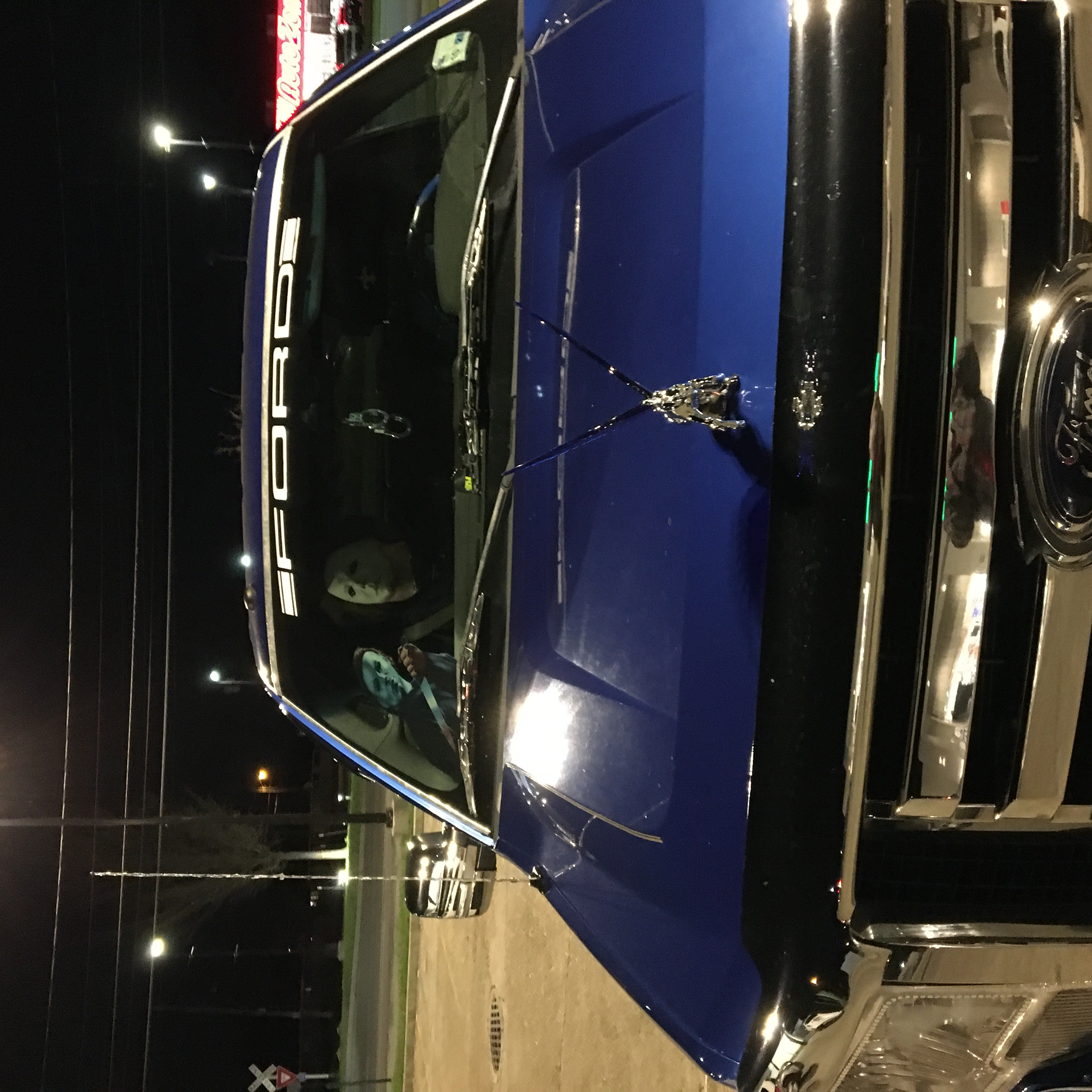 picture of nifty slasher truck at the grocery store